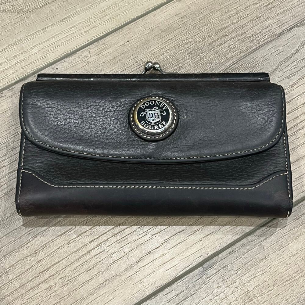 VTG Dooney & Bourke Dark Brown Fold Snap Wallet Women’s Leather Kiss Lock Coin